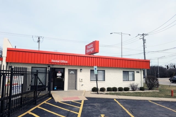 Facility photo: //images.sparefoot.com/medium/2150596963b1f2779c5.jpg