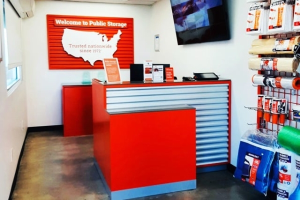 Storage Units at Public Storage - Kansas City - 5601 E 112th Terrace - 5601 E 112th Terrace