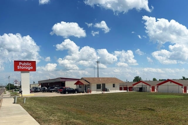 Public Storage - Oklahoma City - 802 W Hefner Road