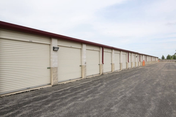 Storage Units at Public Storage - Libertyville - 1950 Kelley Court - 1950 Kelley Court