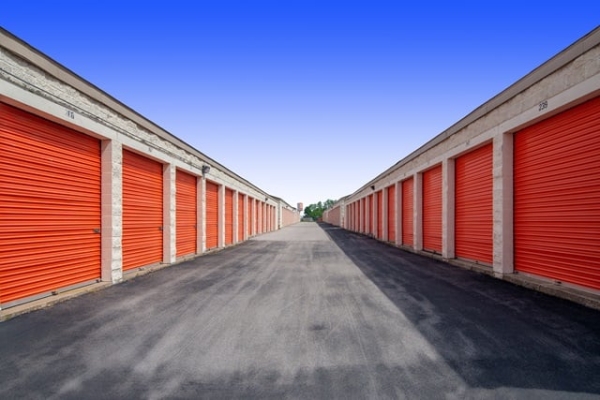 Storage Units at Public Storage - St Charles - 3777 Veterans Memorial Pkwy - 3777 Veterans Memorial Pkwy