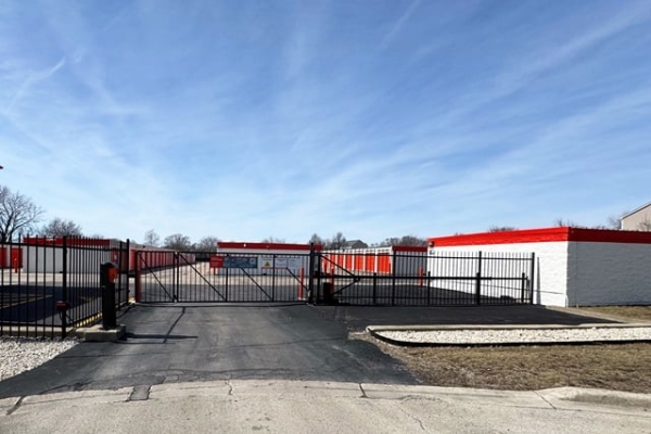 Facility photo: //images.sparefoot.com/medium/21508769f89be1e07b0.jpg