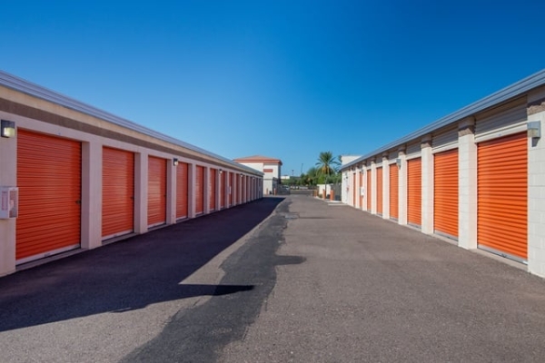 Storage Units at Public Storage - Gilbert - 1515 N Greenfield Rd - 1515 N Greenfield Rd