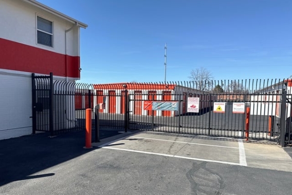 Storage Units at Public Storage - Denver - 5005 E Evans Ave - 5005 E Evans Ave