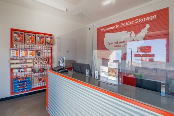 Storage Units at Public Storage - Phoenix - 4140 E Chandler Blvd - 4140 E Chandler Blvd