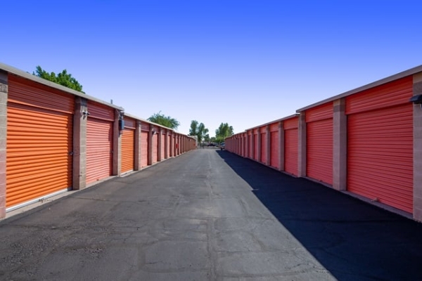 Storage Units at Public Storage - Phoenix - 4140 E Chandler Blvd - 4140 E Chandler Blvd