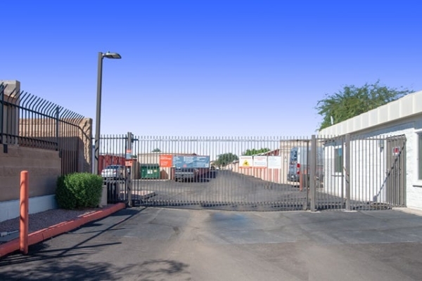 Storage Units at Public Storage - Phoenix - 4140 E Chandler Blvd - 4140 E Chandler Blvd