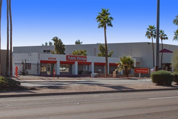 Storage Units at Public Storage - Chandler - 6767 W Chandler Blvd - 6767 W Chandler Blvd