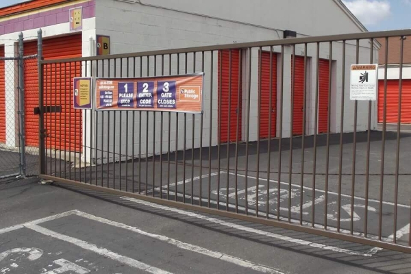 Storage Units at Public Storage - Aurora - 565 Hanover Way - 565 Hanover Way