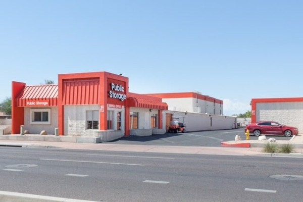 Storage Units at Public Storage - Phoenix - 1808 W Camelback Rd - 1808 W Camelback Rd