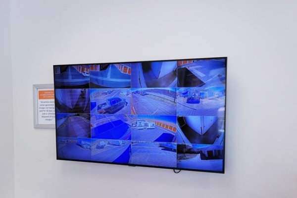 Facility photo: //images.sparefoot.com/medium/2151506957d38d6fb75.jpg