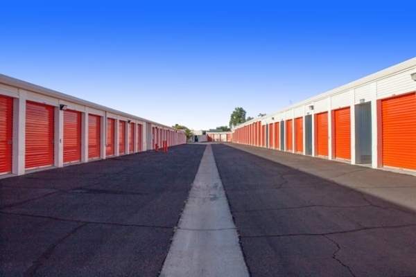 Storage Units at Public Storage - Phoenix - 1954 W Union Hills Drive - 1954 W Union Hills Drive