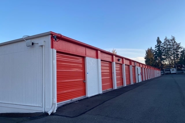 Storage Units at Public Storage - Kent - 27000 Pacific Highway S - 27000 Pacific Highway S