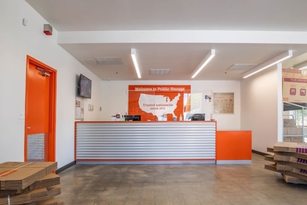 Facility photo: //images.sparefoot.com/medium/2151746999c1d881c2f.jpg