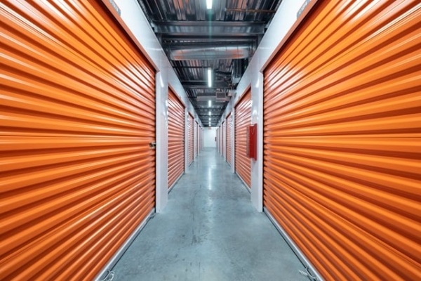 Facility photo: //images.sparefoot.com/medium/21518469f5fc043da29.jpg