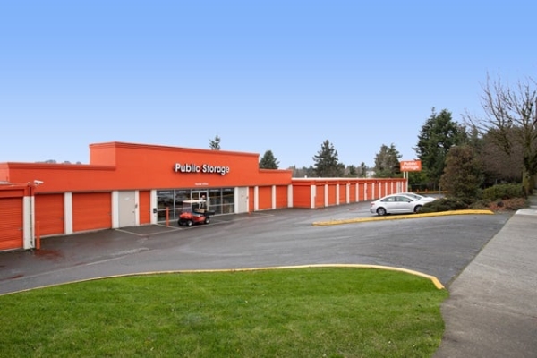 Facility photo: //images.sparefoot.com/medium/215188687e3de0909c9.jpg