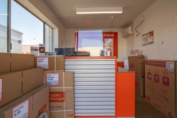 Facility photo: //images.sparefoot.com/medium/215198694956b380252.jpg