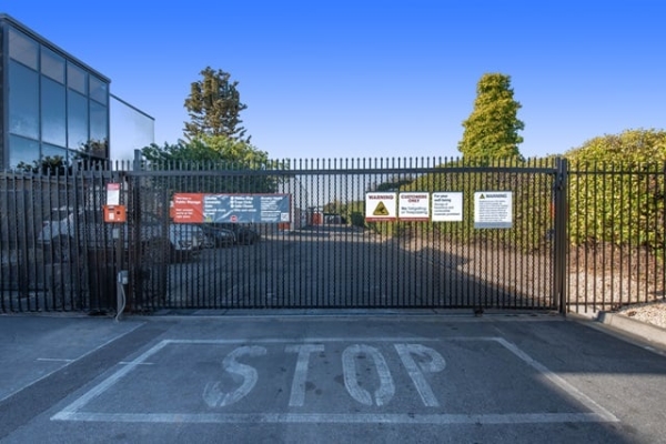 Storage Units at Public Storage - South San Francisco - 80 S Spruce Ave - 80 S Spruce Ave