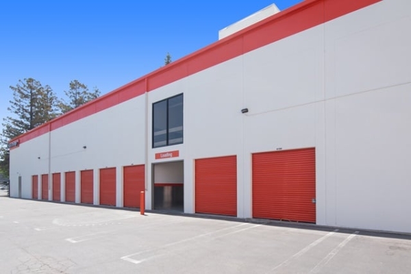 Storage Units at Public Storage - Mountain View - 830 N Rengstorff Ave - 830 N Rengstorff Ave