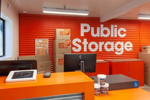 Storage Units at Public Storage - Los Angeles - 6801 Santa Monica Blvd - 6801 Santa Monica Blvd