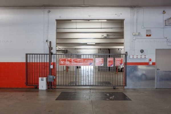 Storage Units at Public Storage - Los Angeles - 6801 Santa Monica Blvd - 6801 Santa Monica Blvd