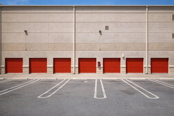 Facility photo: //images.sparefoot.com/medium/21523869f4aa6e71bb7.jpg