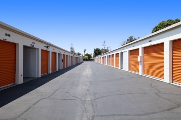 Facility photo: //images.sparefoot.com/medium/21524868b1a90660d0c.jpg