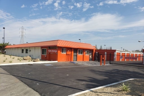 Storage Units at Public Storage - Sacramento - 1940 Howe Ave - 1940 Howe Ave