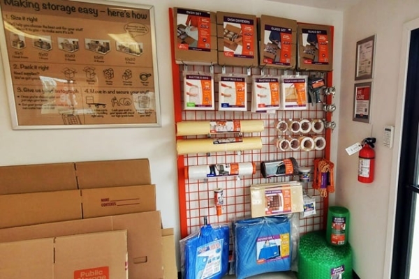 Storage Units at Public Storage - Sacramento - 1940 Howe Ave - 1940 Howe Ave