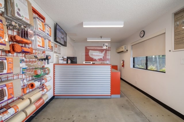 Storage Units at Public Storage - Arcadia - 12340 Lower Azusa Road - 12340 Lower Azusa Road