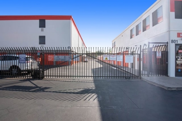 Storage Units at Public Storage - Sacramento - 801 57th Street - 801 57th Street