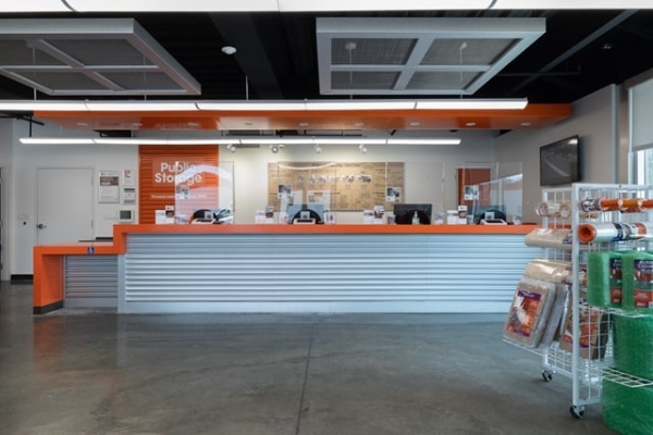 Facility photo: //images.sparefoot.com/medium/2152786953e1678776d.jpg