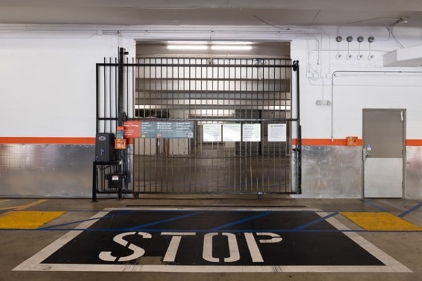 Facility photo: //images.sparefoot.com/medium/2152816890b31314693.jpg