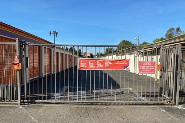 Storage Units at Public Storage - Auburn - 1801 R Street SE - 1801 R Street SE
