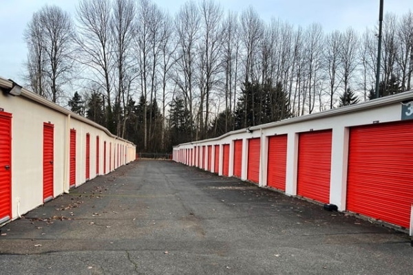Storage Units at Public Storage - Puyallup - 4015 S Meridian - 4015 S Meridian