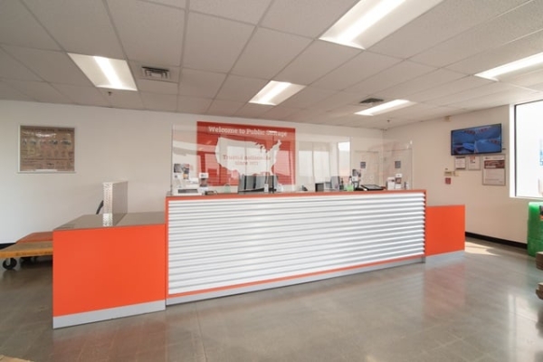 Facility photo: //images.sparefoot.com/medium/21531369188b6a2a86e.jpg