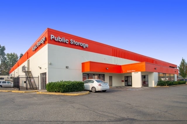Facility photo: //images.sparefoot.com/medium/2153156878f848c06e9.jpg