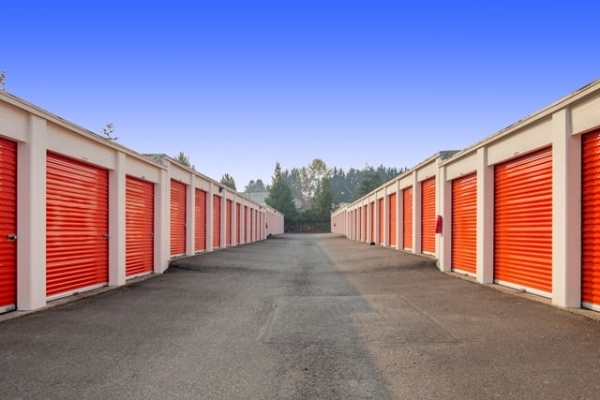 Facility photo: //images.sparefoot.com/medium/2153156878f84a59f97.jpg