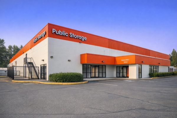 Facility photo: //images.sparefoot.com/medium/2153156a0c6c28c6b3c.jpg