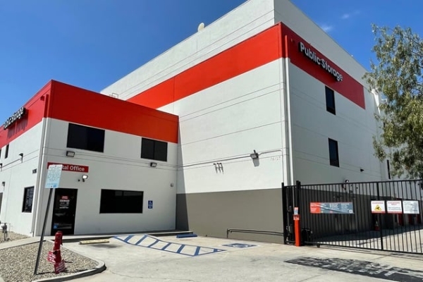 Facility photo: //images.sparefoot.com/medium/2153296890b2f929789.jpg
