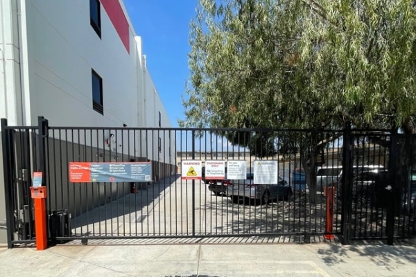 Facility photo: //images.sparefoot.com/medium/2153296970e3935679e.jpg