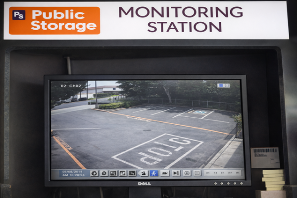Facility photo: //images.sparefoot.com/medium/2153306a0c6b536f226.jpg