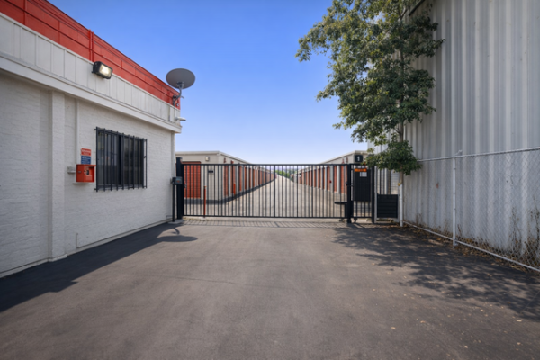 Storage Units at Public Storage - Sacramento - 6324 Florin Road - 6324 Florin Road