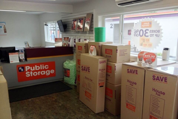 Storage Units at Public Storage - Kent - 27333 132nd Ave SE - 27333 132nd Ave SE