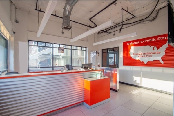 Facility photo: //images.sparefoot.com/medium/21538569383476d9be0.jpg