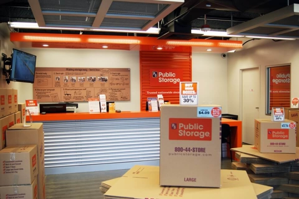 Facility photo: //images.sparefoot.com/medium/21540069513d84f0602.jpg