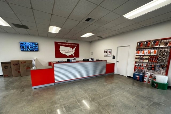 Storage Units at Public Storage - Federal Way - 32615 Pacific Hwy S - 32615 Pacific Hwy S