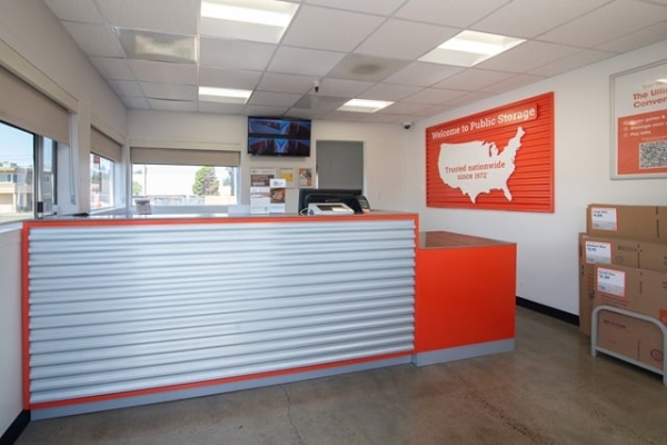 Facility photo: //images.sparefoot.com/medium/215429693d75e6500d6.jpg