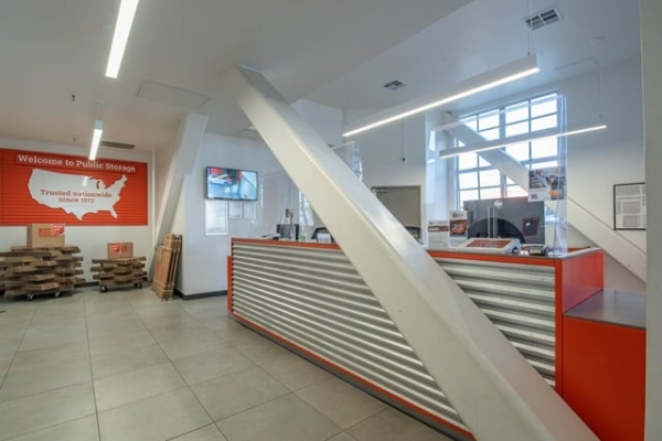 Facility photo: //images.sparefoot.com/medium/21543169e62b7f3cd4c.jpg