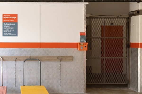 Storage Units at Public Storage - Los Angeles - 3611 W Washington Blvd - 3611 W Washington Blvd